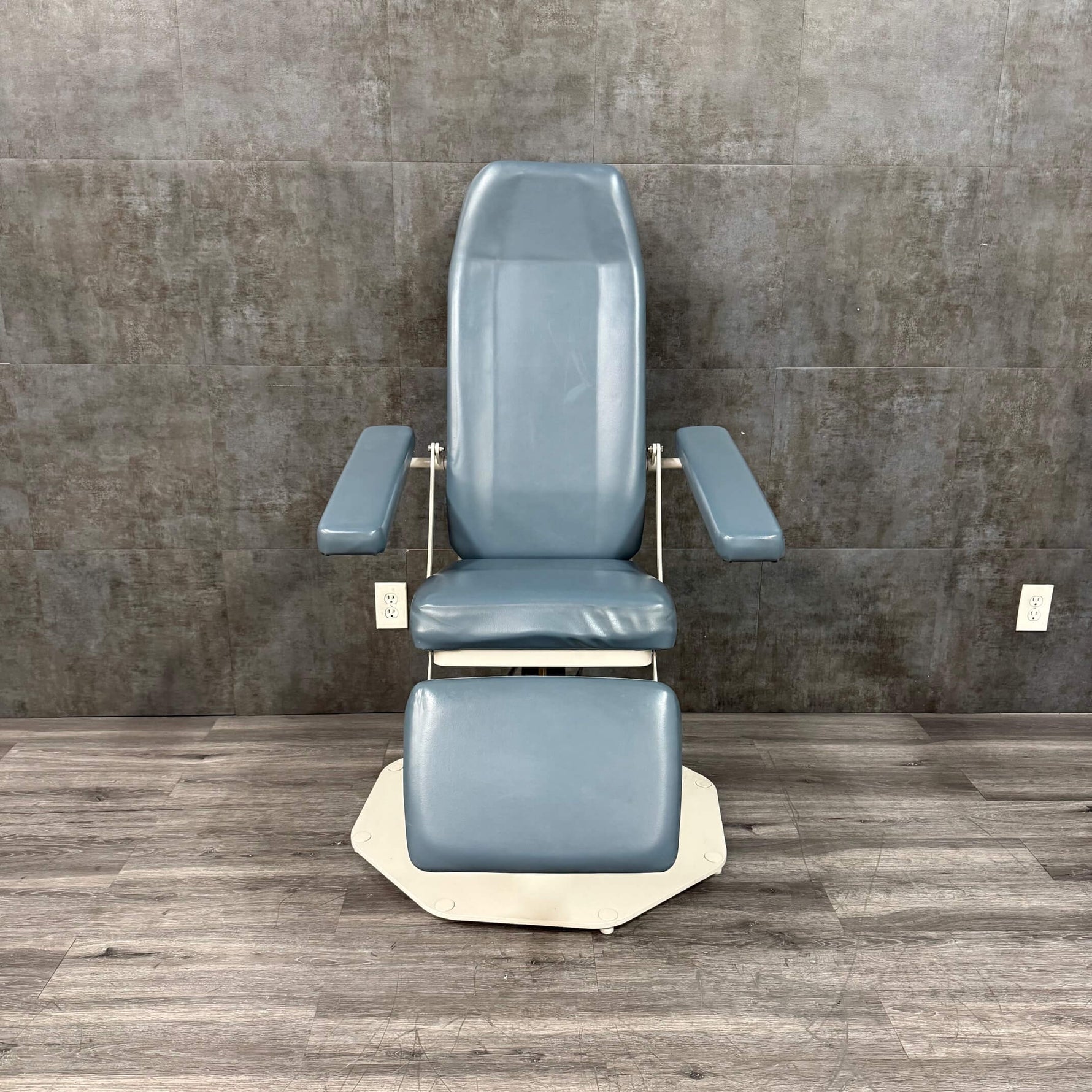 medical phlebotomy chair