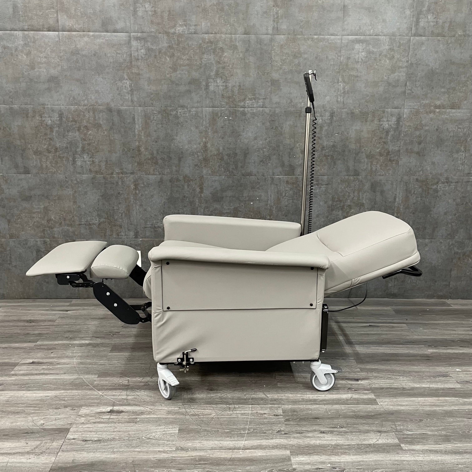 Buy Champion 85P infusion chair recliner for oncology and infusion therapy for sale near me