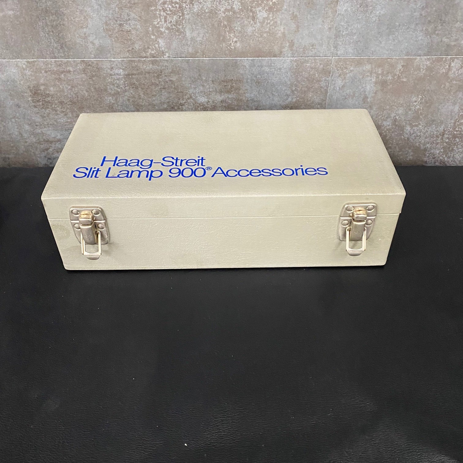 Haag Streit AT-900 Tonometer with Accessories Image 1