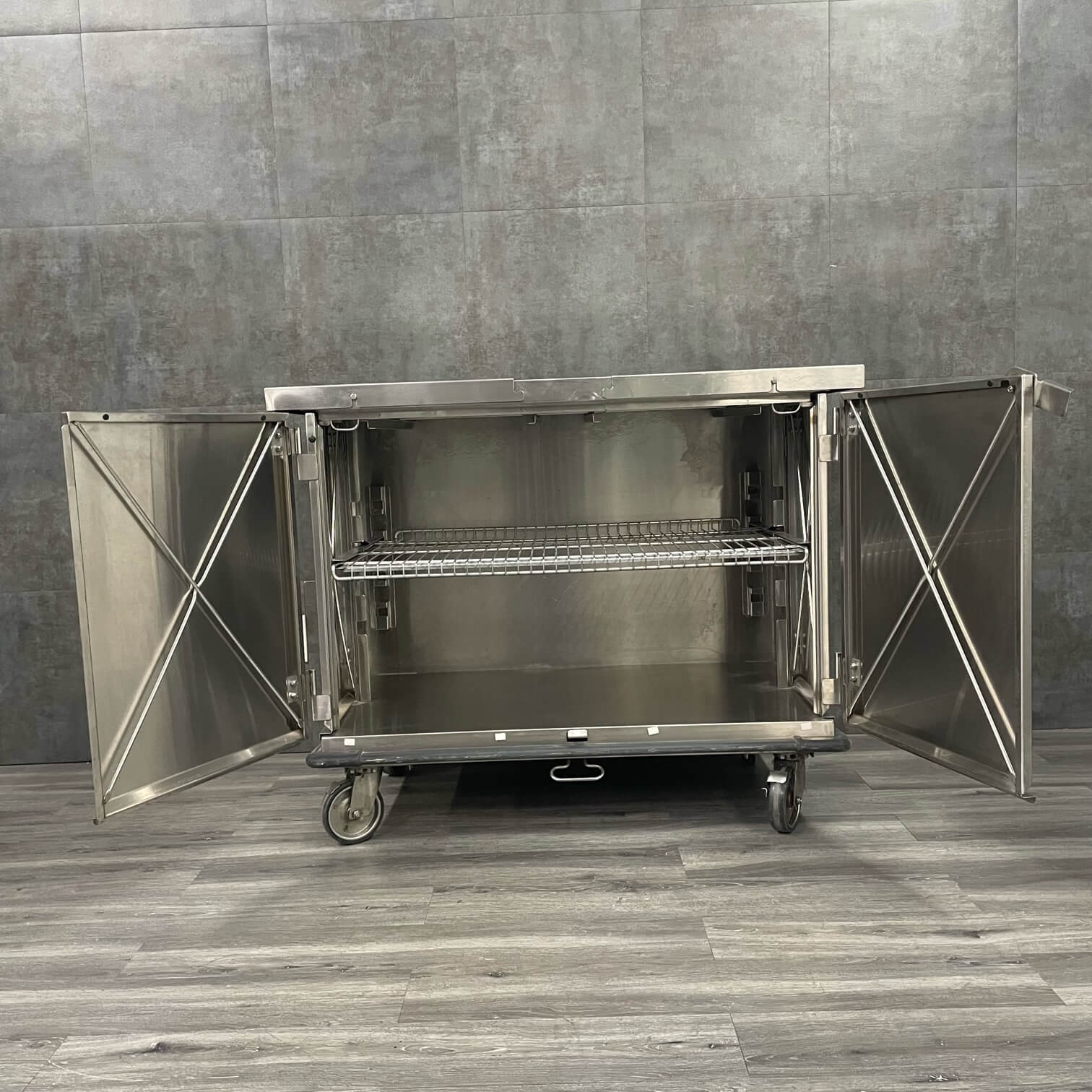 Metro Stainless Steel Surgical Case Cart - Metro -Angelus Medical