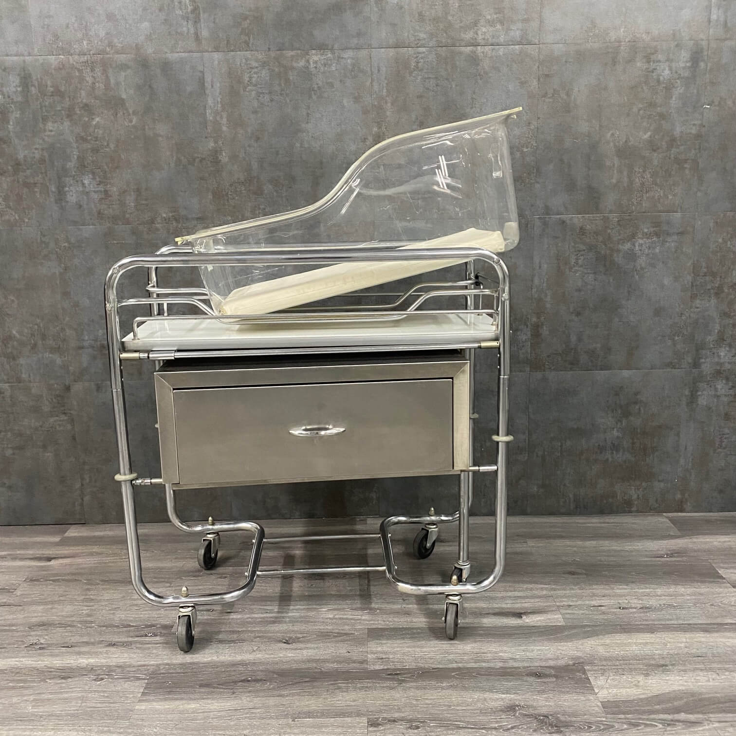 Stainless Steel Bassinet with Changing Station - Hamilton Industries -Angelus Medical