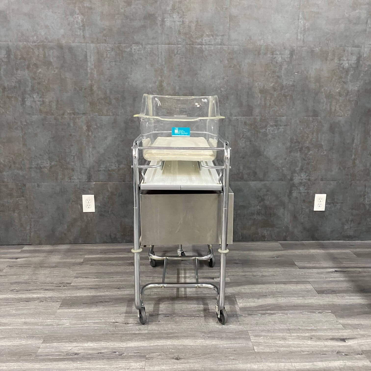 Stainless Steel Bassinet with Changing Station - Hamilton Industries -Angelus Medical