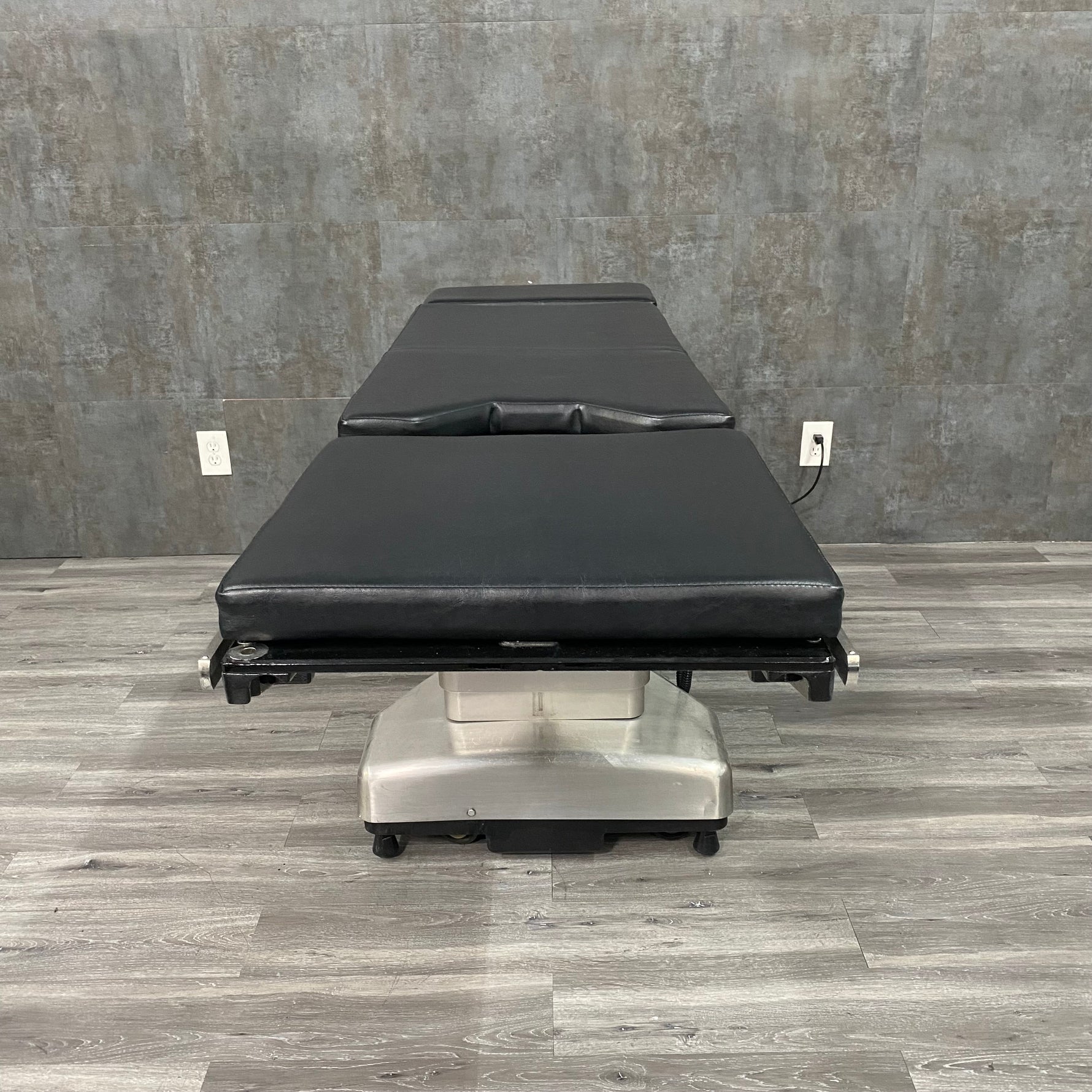 AMSCO 3085 SP Surgery Table (Refurbished) - Amsco -Angelus Medical