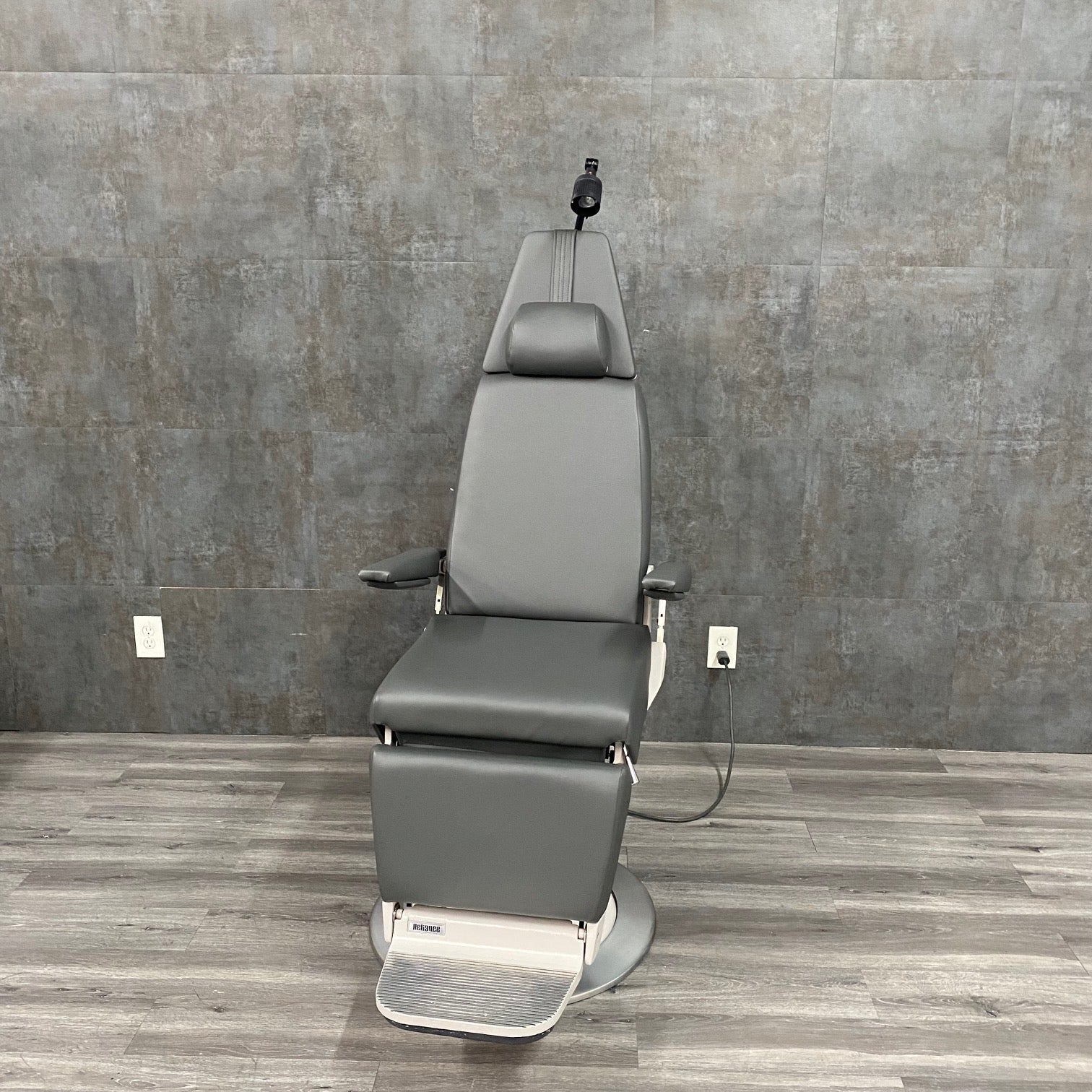 Refurbished Reliance 710 Exam Chair - Reliance -Price near me