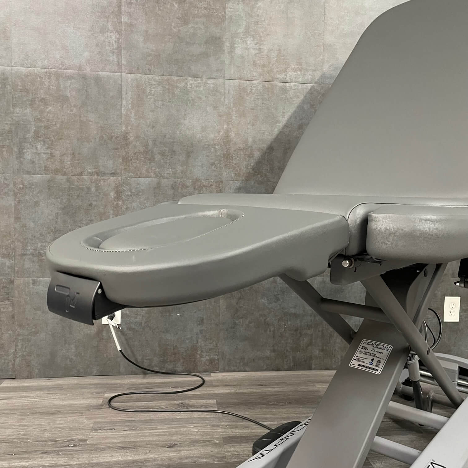 ADAPTA Summit Treatment Table - Adapta -Angelus Medical