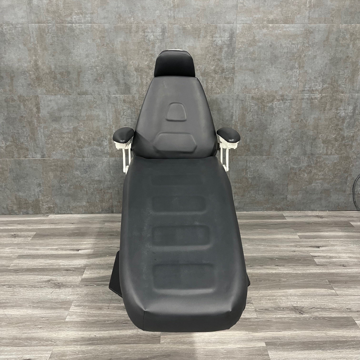 ADEC Dental Chair - Black (Refurbished) - ADEC -Angelus Medical