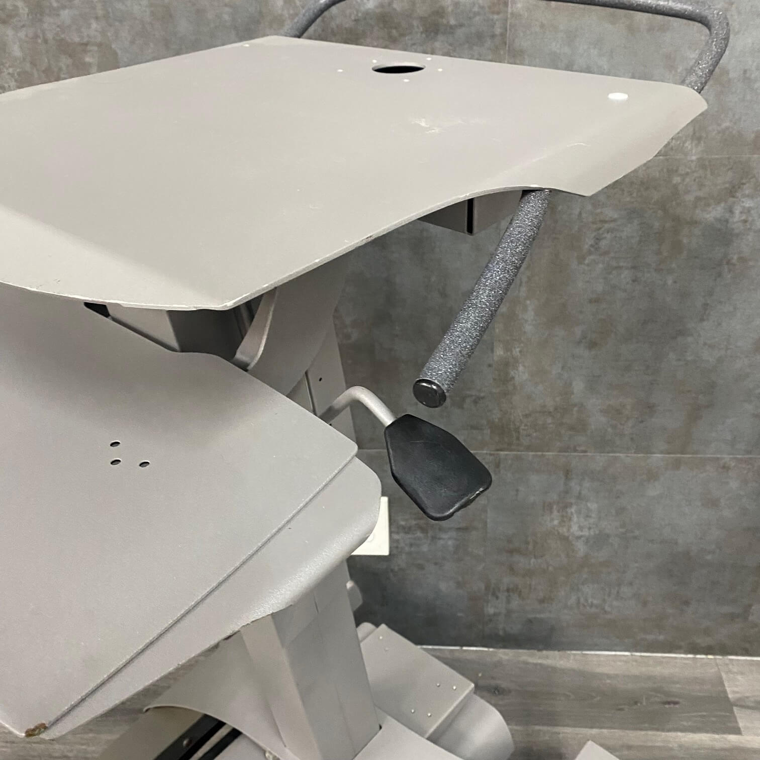 Adjustable Mobile Medical Cart - NMD -Angelus Medical