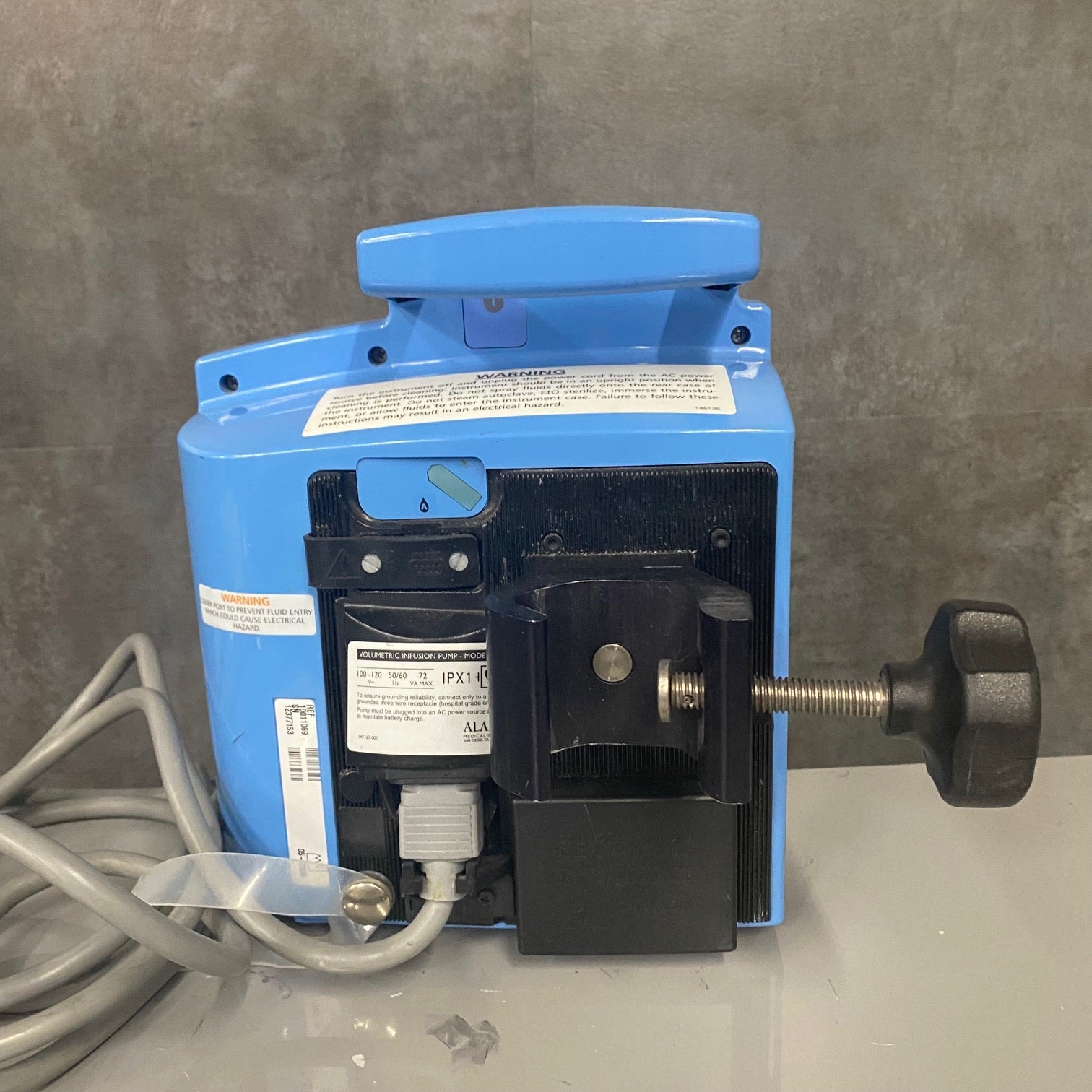 Alaris Signature Edition Gold Infusion Pump (Refurbished) - Alaris -Angelus Medical