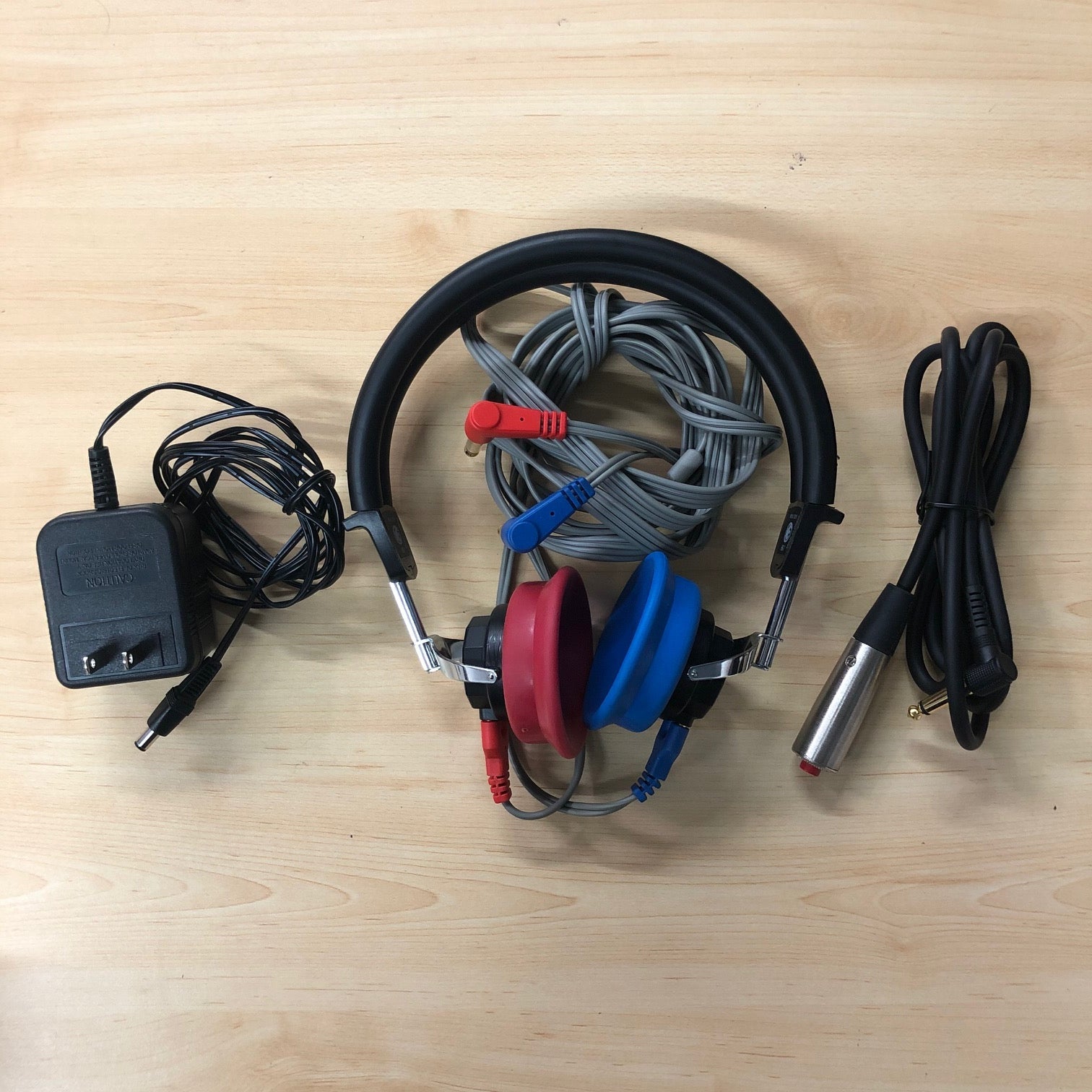 AMBCO 650A Audiometer - AMBCO -Angelus Medical