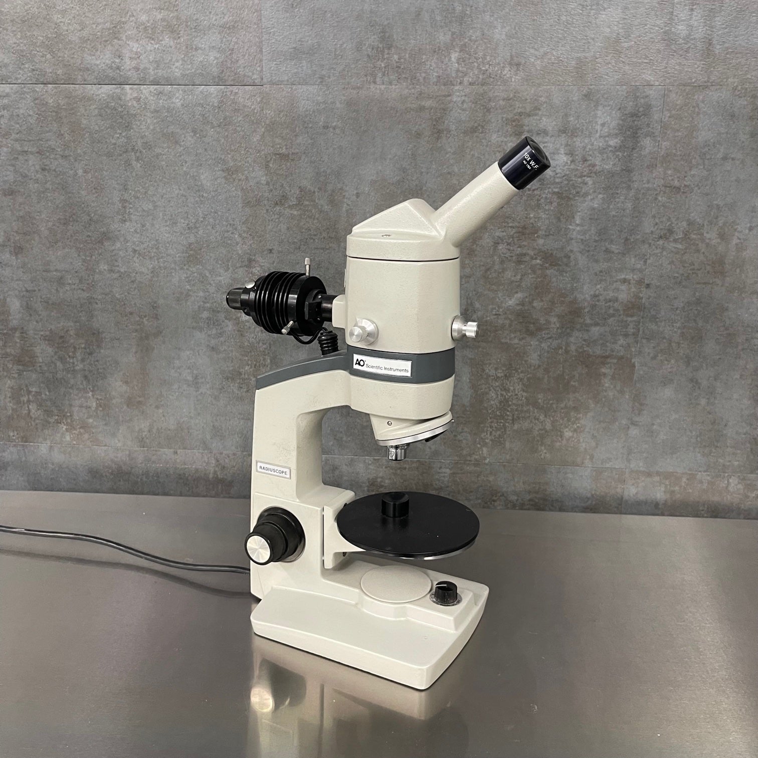 American Optical 11200 Radiuscope - AO -Angelus Medical