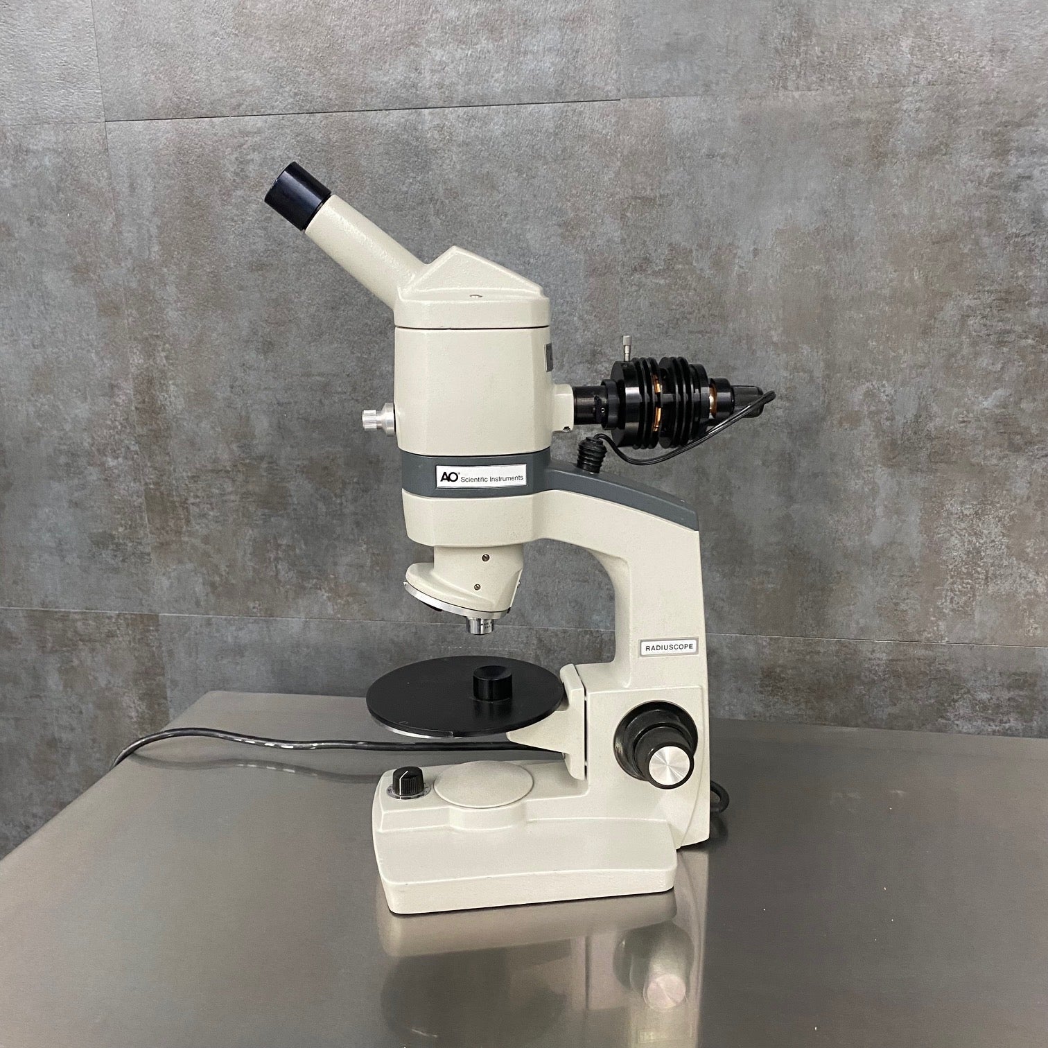 American Optical 11200 Radiuscope - AO -Angelus Medical