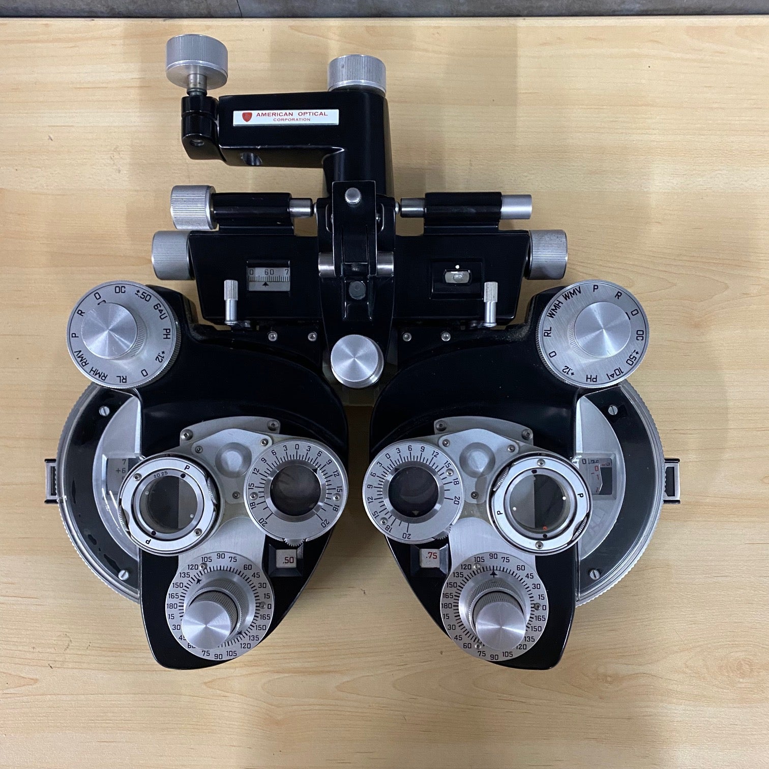 American Optical 11625 Phoropter - American Optical -Angelus Medical