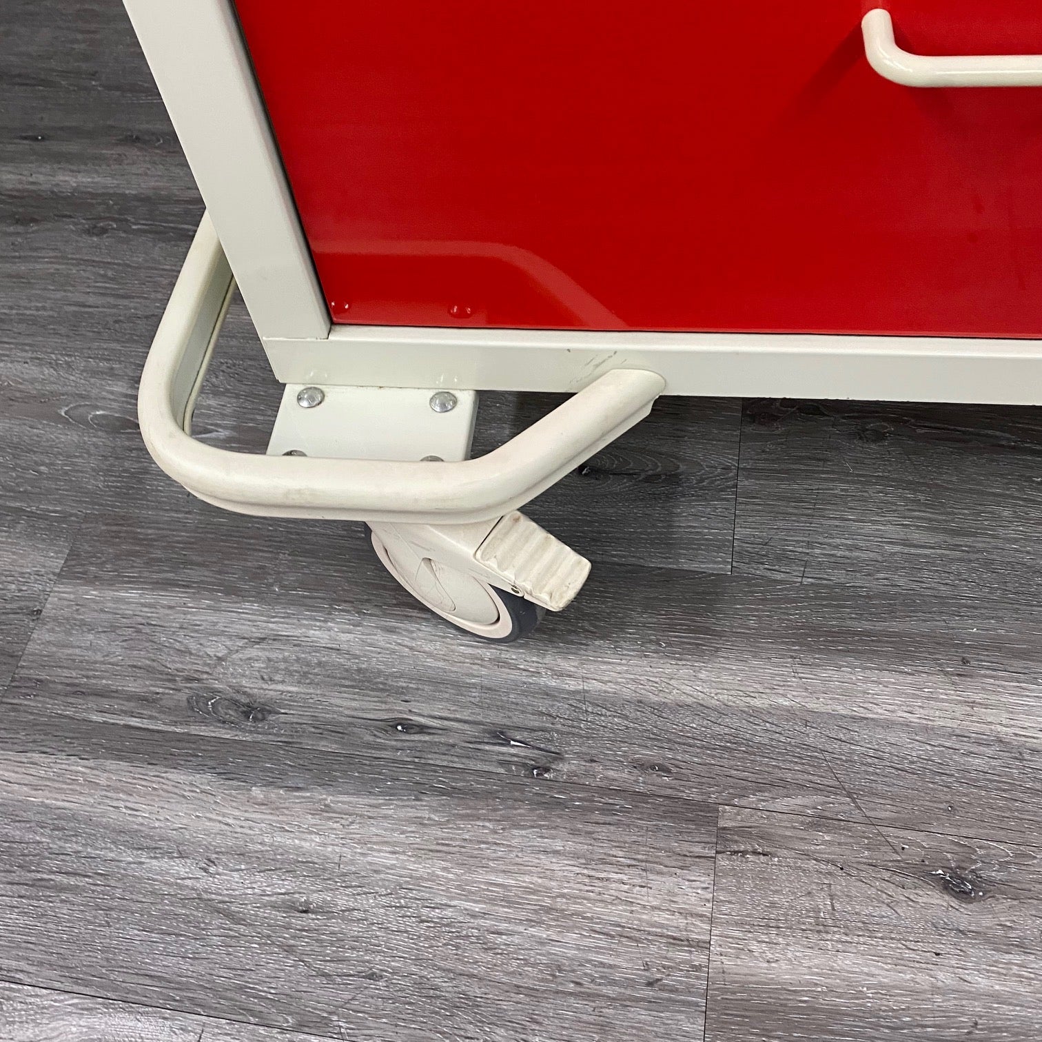 Armstrong Mobile Medical Cart Angelus Medical, Armstrong Angelus