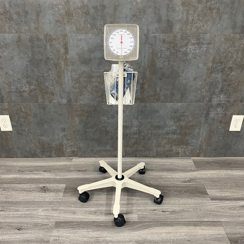 Baum Sphygmomanometer with mobile stand - W. A. Baum -Angelus Medical