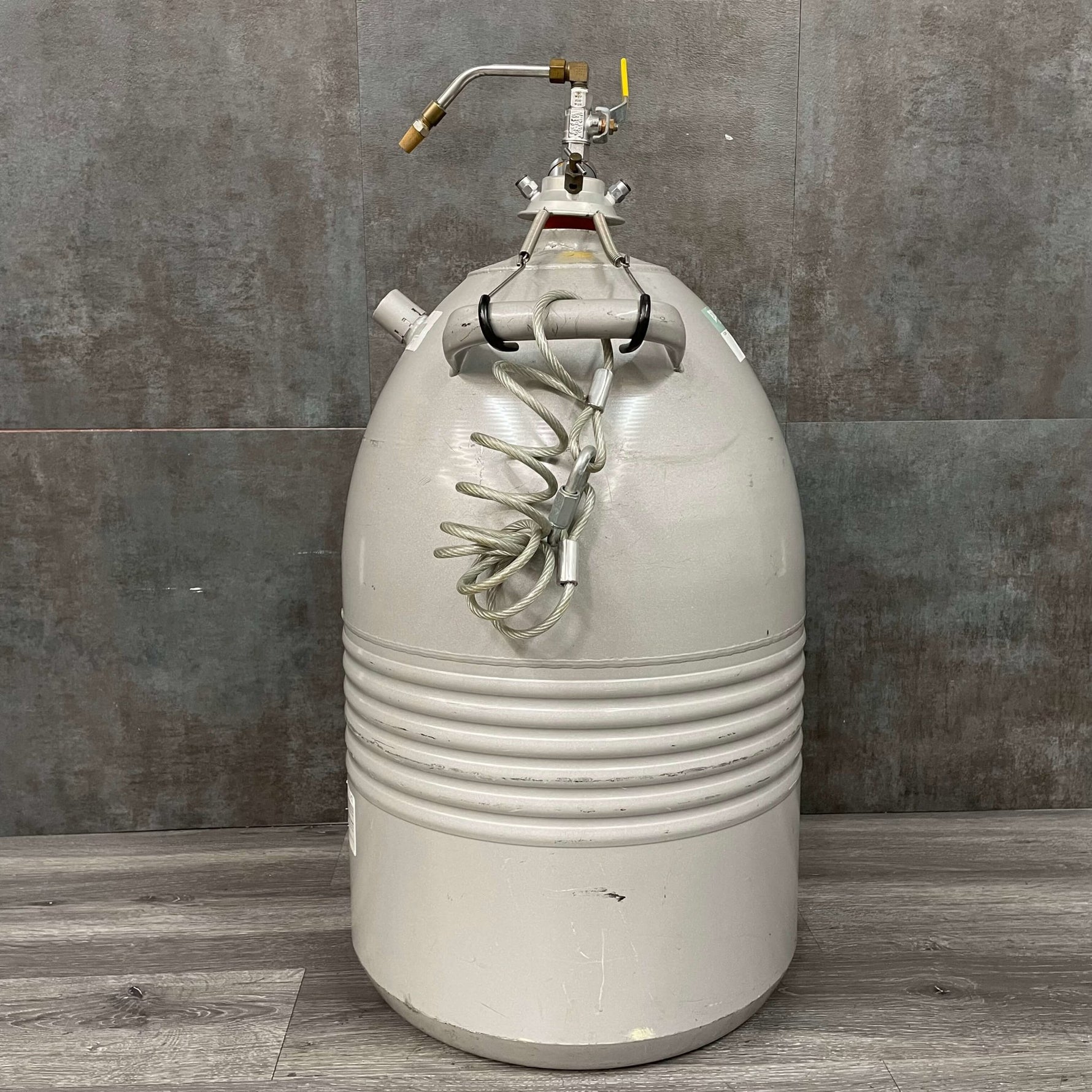 Bekins Cryogenic Liquid Nitrogen Storage Tank - Bekins -Angelus Medical