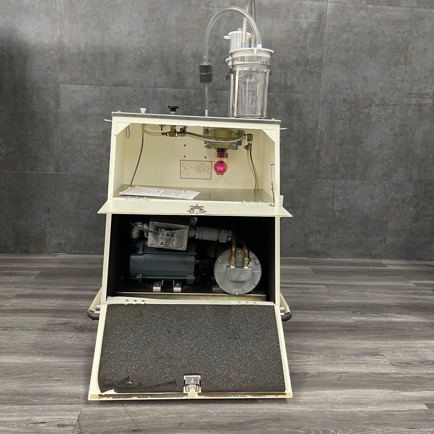 Berkeley VC2 Suction Pump (Refurbished) - Berkeley -Angelus Medical