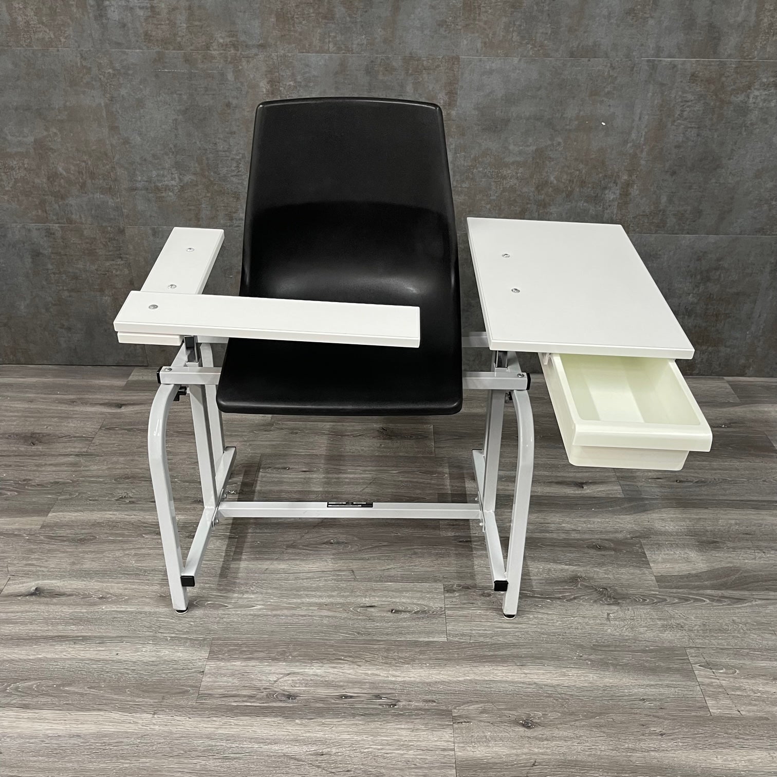 Biodex blood Drawing chair - Biodex -Angelus Medical
