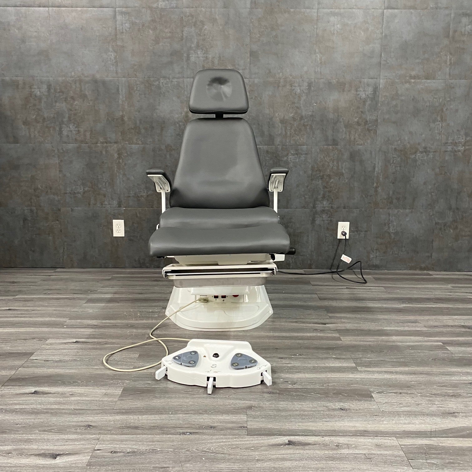 Boyd Podiatry Chair - Boyd -Angelus Medical