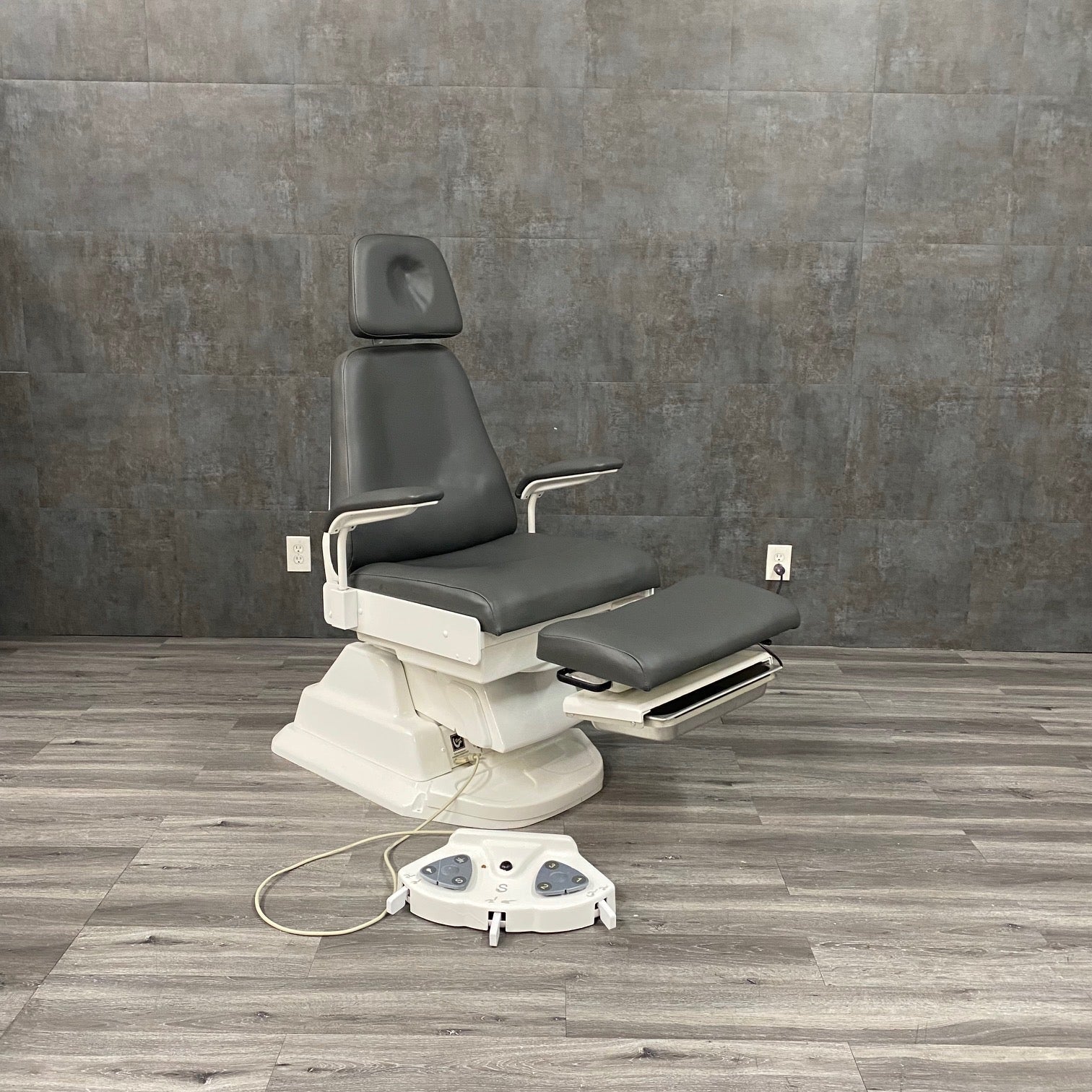 Boyd Podiatry Chair - Boyd -Angelus Medical