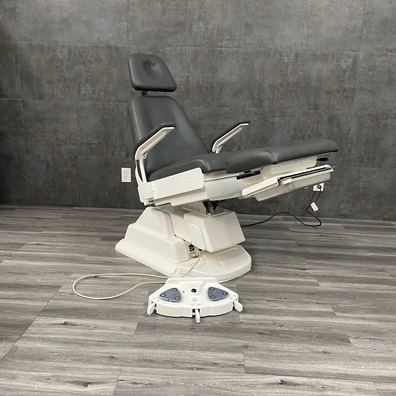 Boyd Podiatry Chair - Boyd -Angelus Medical
