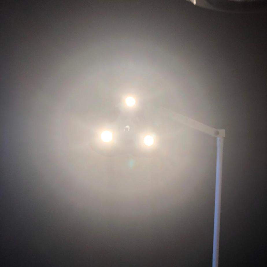 Burton Outpatient Mobile Exam/Surgery LED Light (Refurbished) - Burton -Angelus Medical