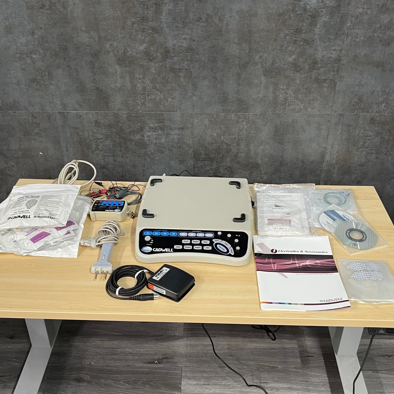 CADWELL Sierra Wave EMG unit (Parts Only) - CADWELL -Angelus Medical