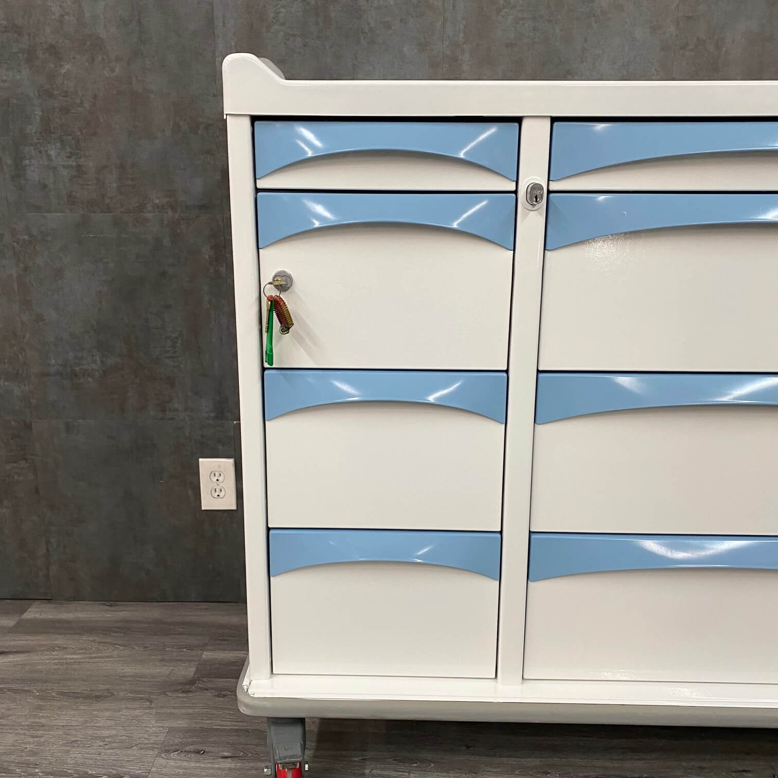 Capsa Healthcare Oversize Treatment Cart with lock - Capsa Healthcare -Angelus Medical