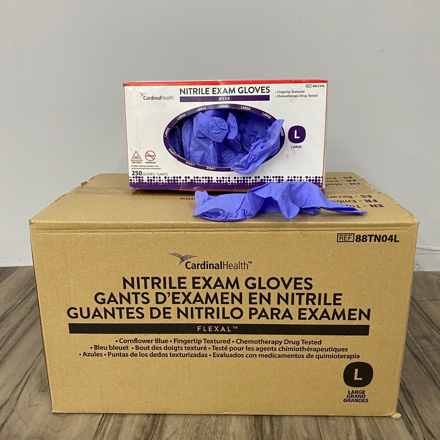 Cardinal Health Nitrile Chemo Grade Exam Gloves Box of 200 (New) - Cardinal Health -Angelus Medical