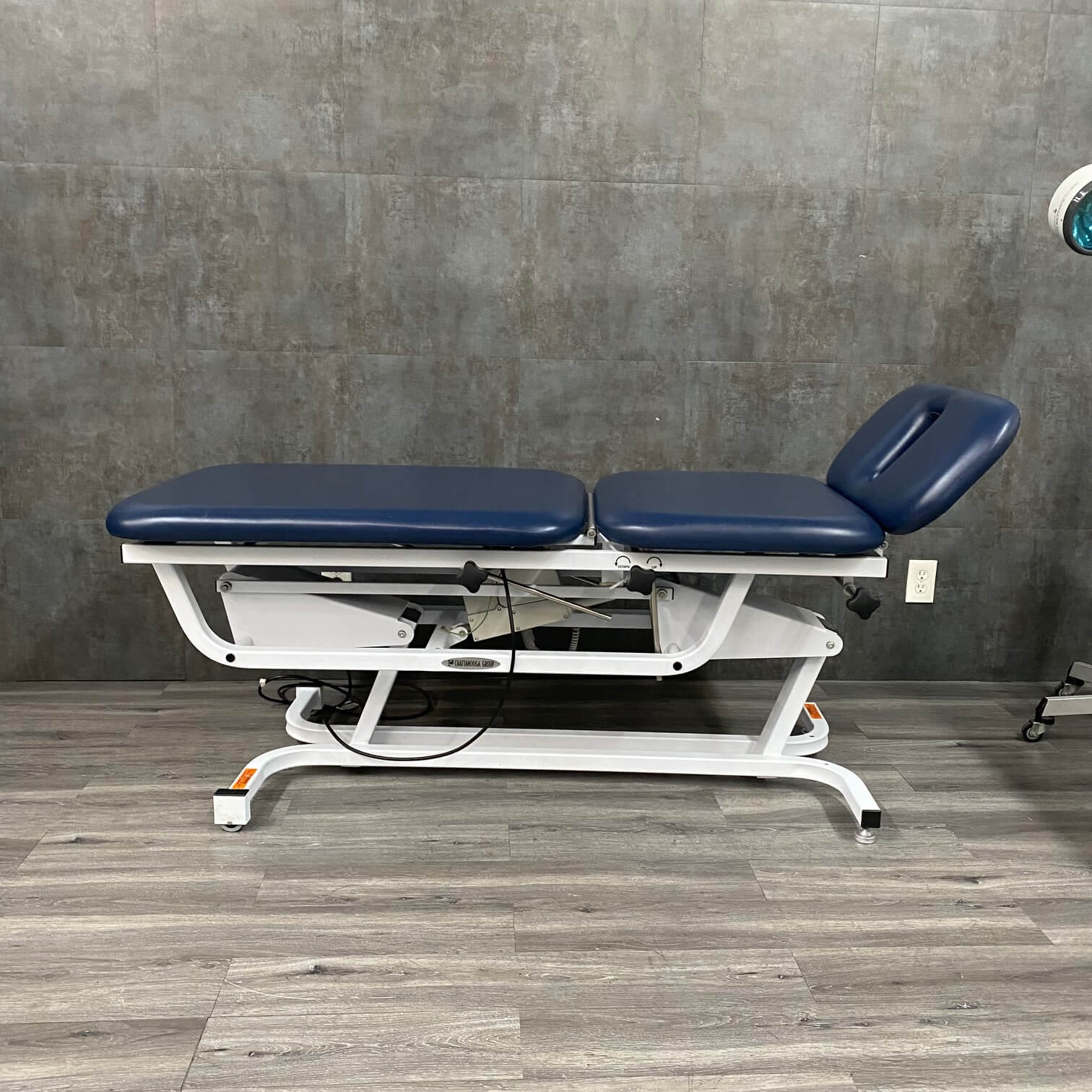 Chattanooga ADP 300 Hi-Lo Table (Refurbished) - Chattanooga -Angelus Medical