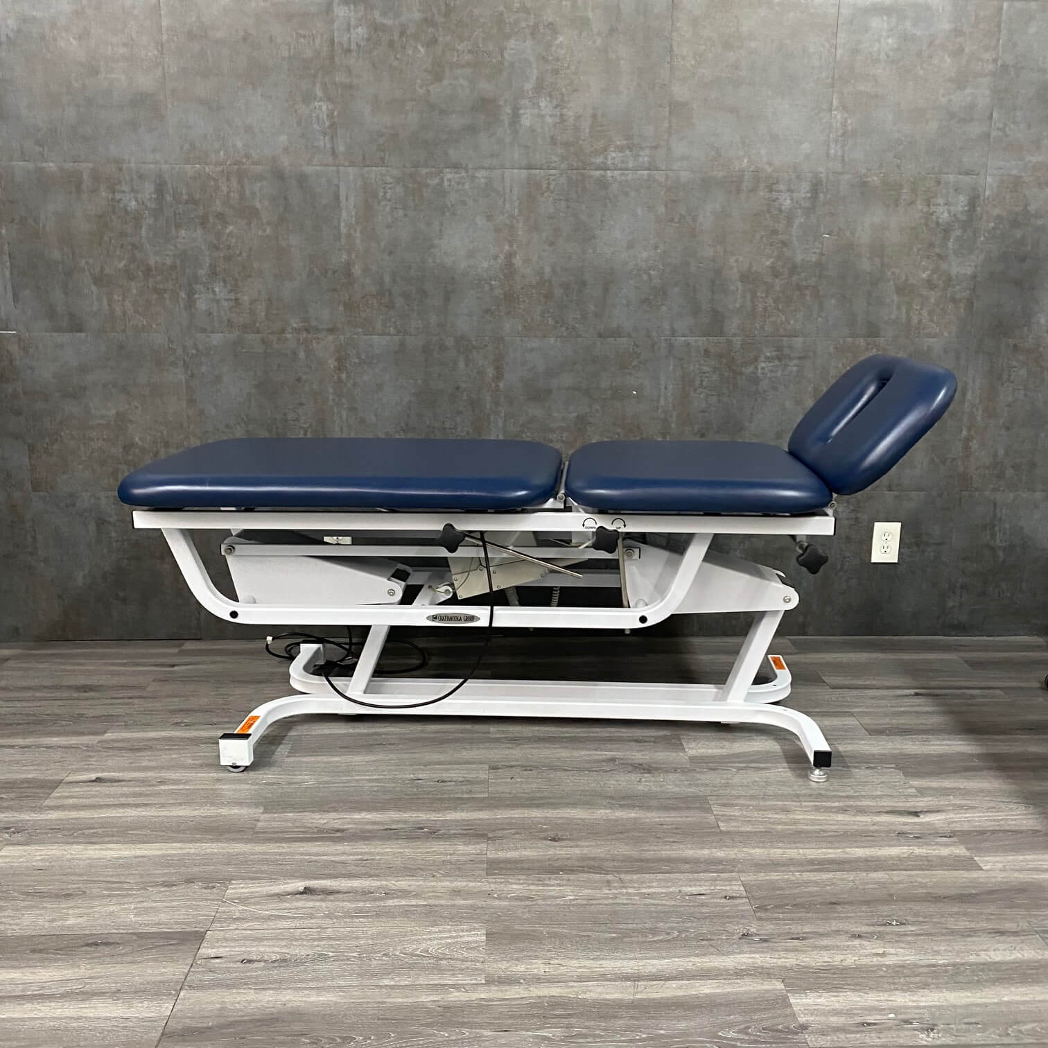 Chattanooga ADP 300 Hi-Lo Table (Refurbished) - Chattanooga -Angelus Medical
