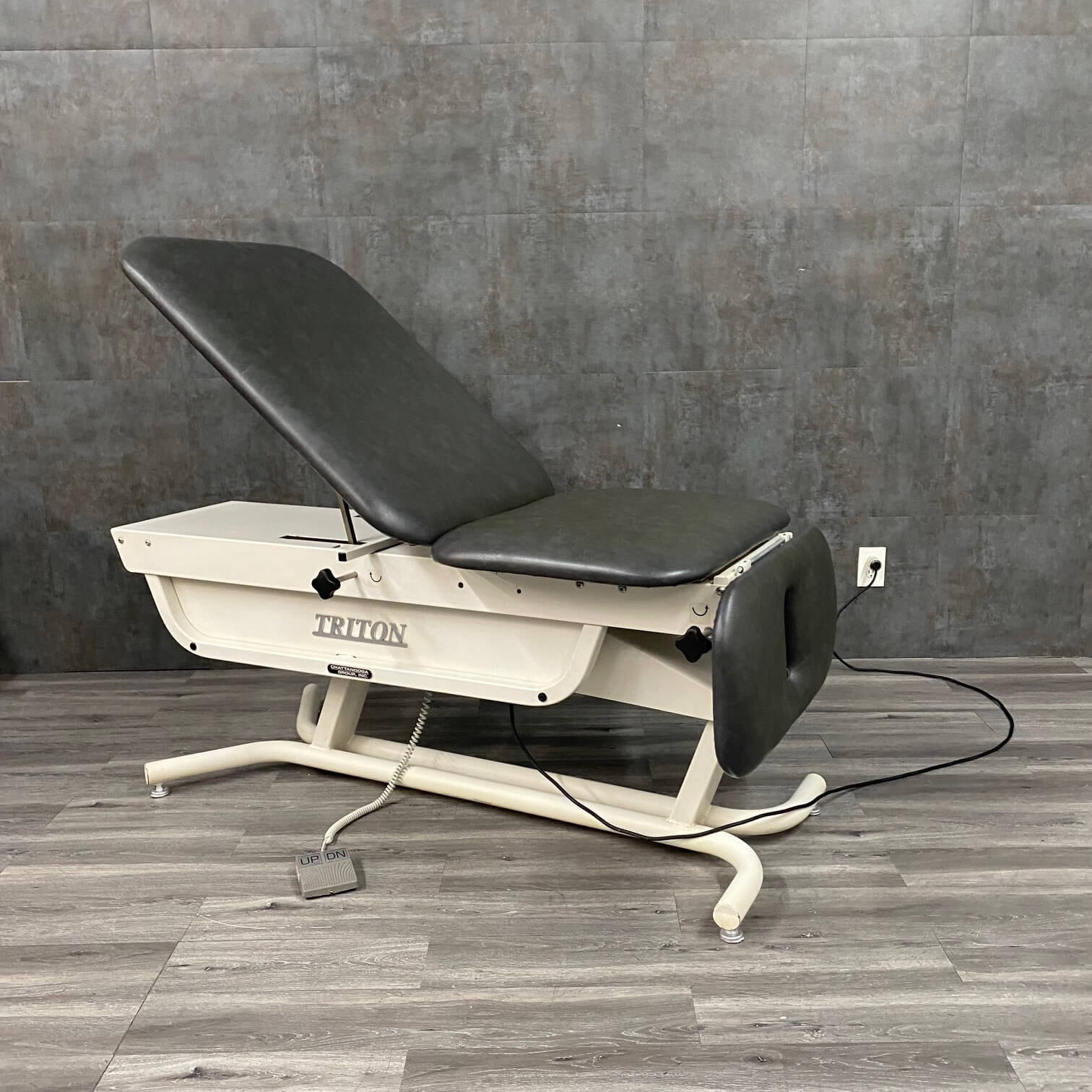Chattanooga Triton Treatment Table - Chattanooga -Angelus Medical