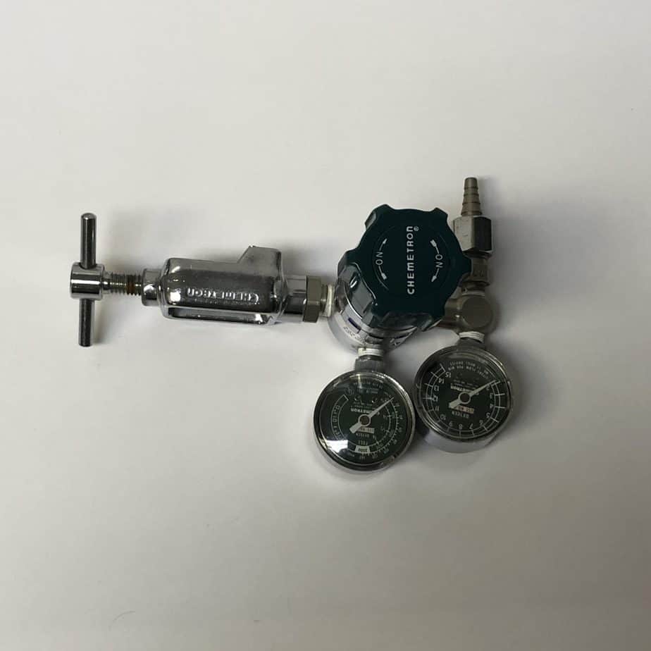 Chemetron Compressed Gas Regulator (Used) - NMD -Angelus Medical