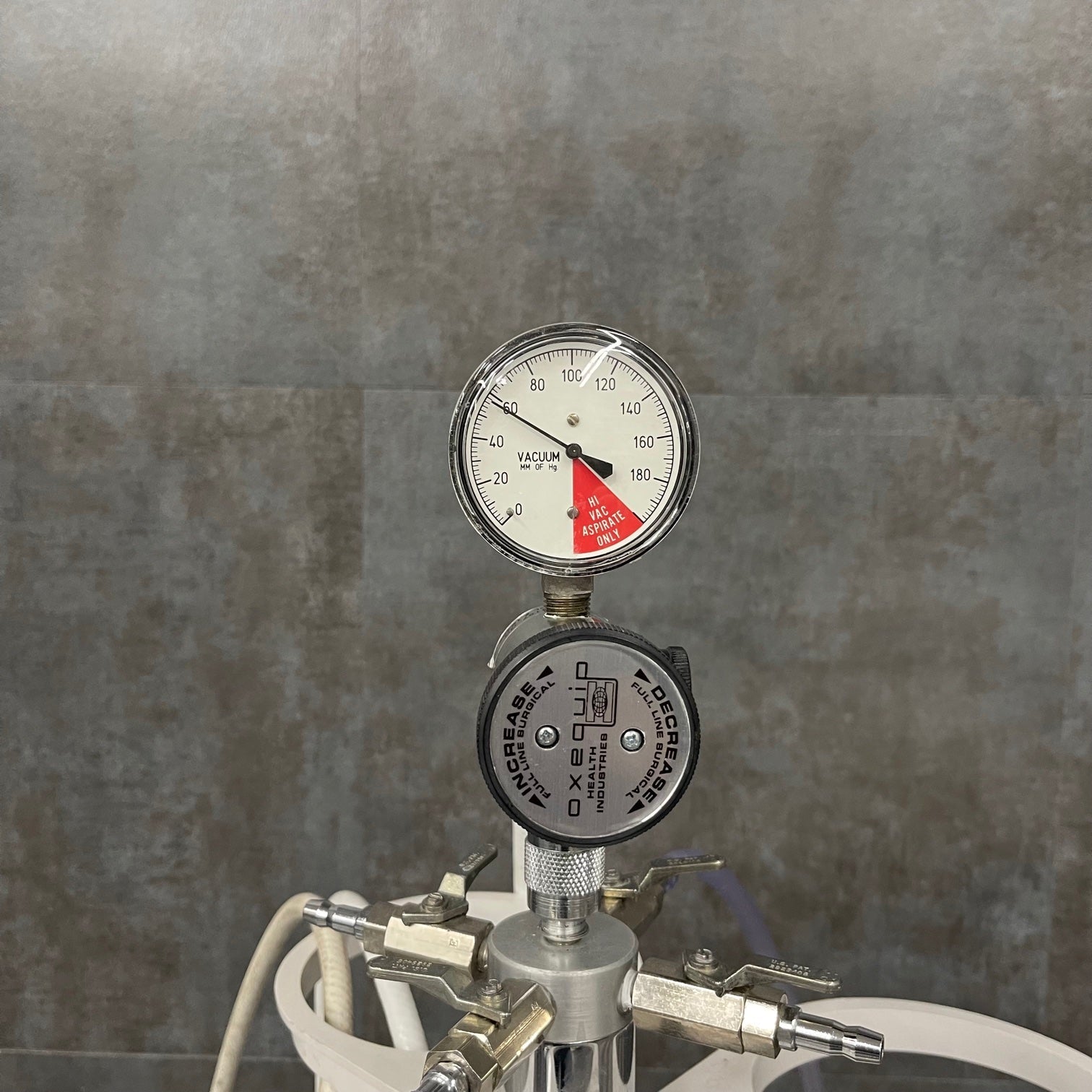 Collection Canister Carrier and Regulator (Used) - NMD -Angelus Medical