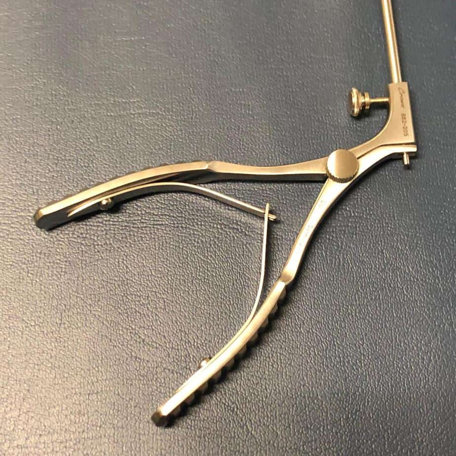 Crown Hemorrhoid Ligator (Used) - Crown -Angelus Medical