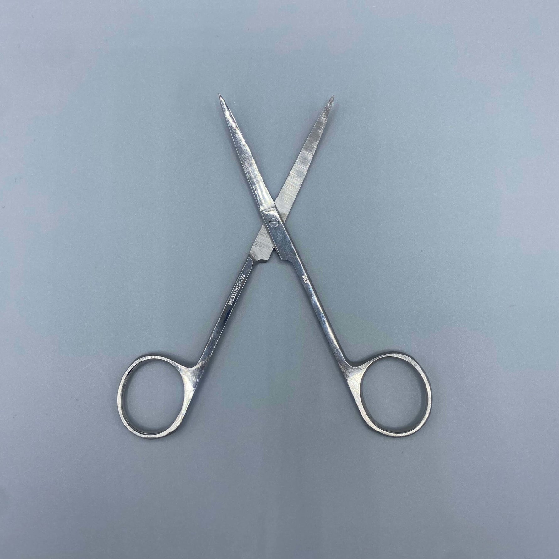 Crown Iris Scissor Curved - Crown -Angelus Medical