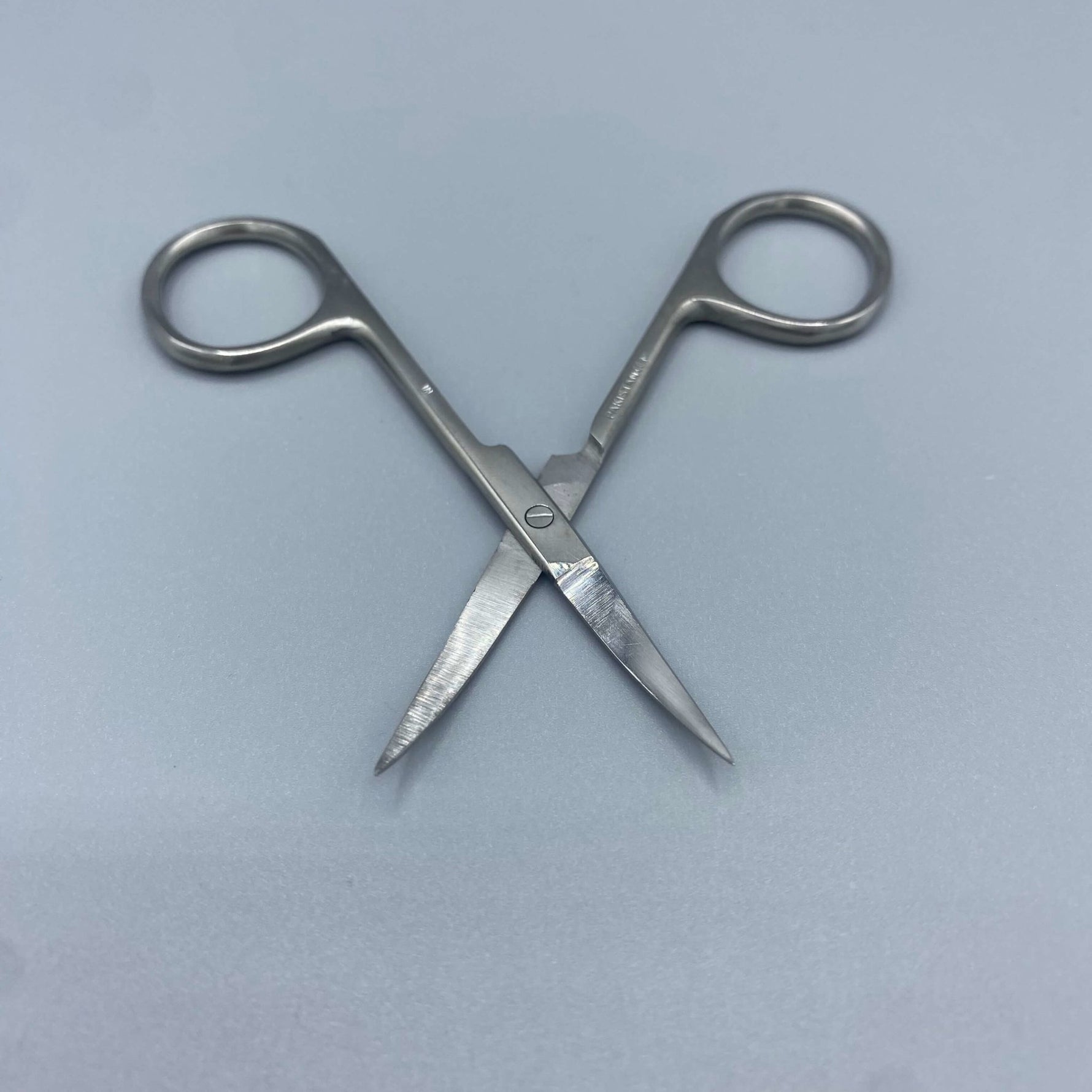 Crown Iris Scissor Curved - Crown -Angelus Medical