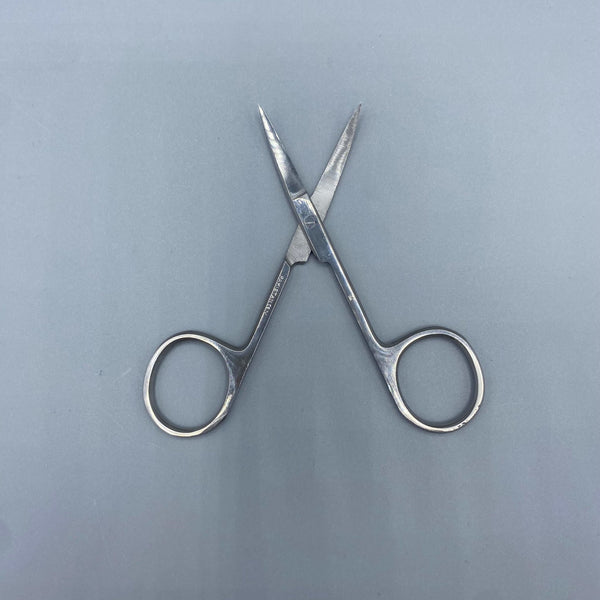 Crown Iris Scissor Curved
