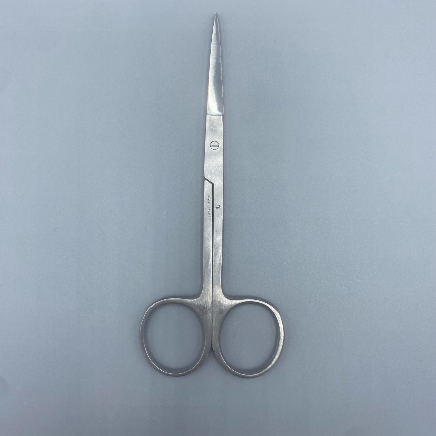 Crown Iris Scissors Satin - Crown -Angelus Medical