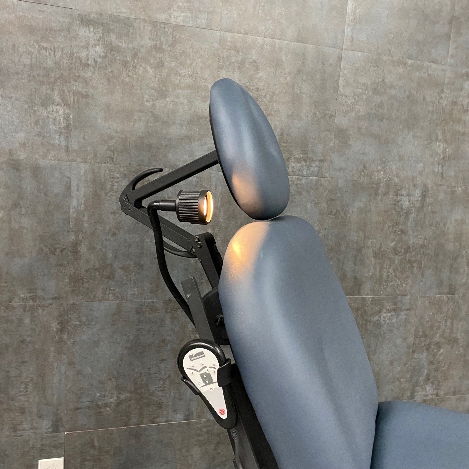 Dazor Chair Mount Exam Light - – Angelus Medical and Optical