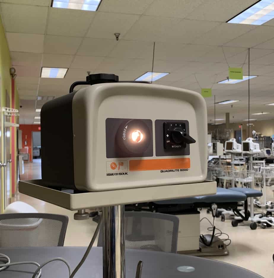 DFV Quadrilite 6000 Light Source (Refurbished) - DFV -Angelus Medical
