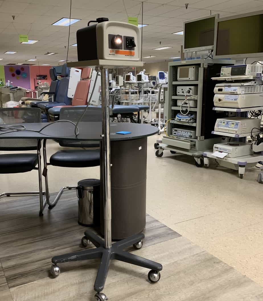 DFV Quadrilite 6000 Light Source (Refurbished) - DFV -Angelus Medical