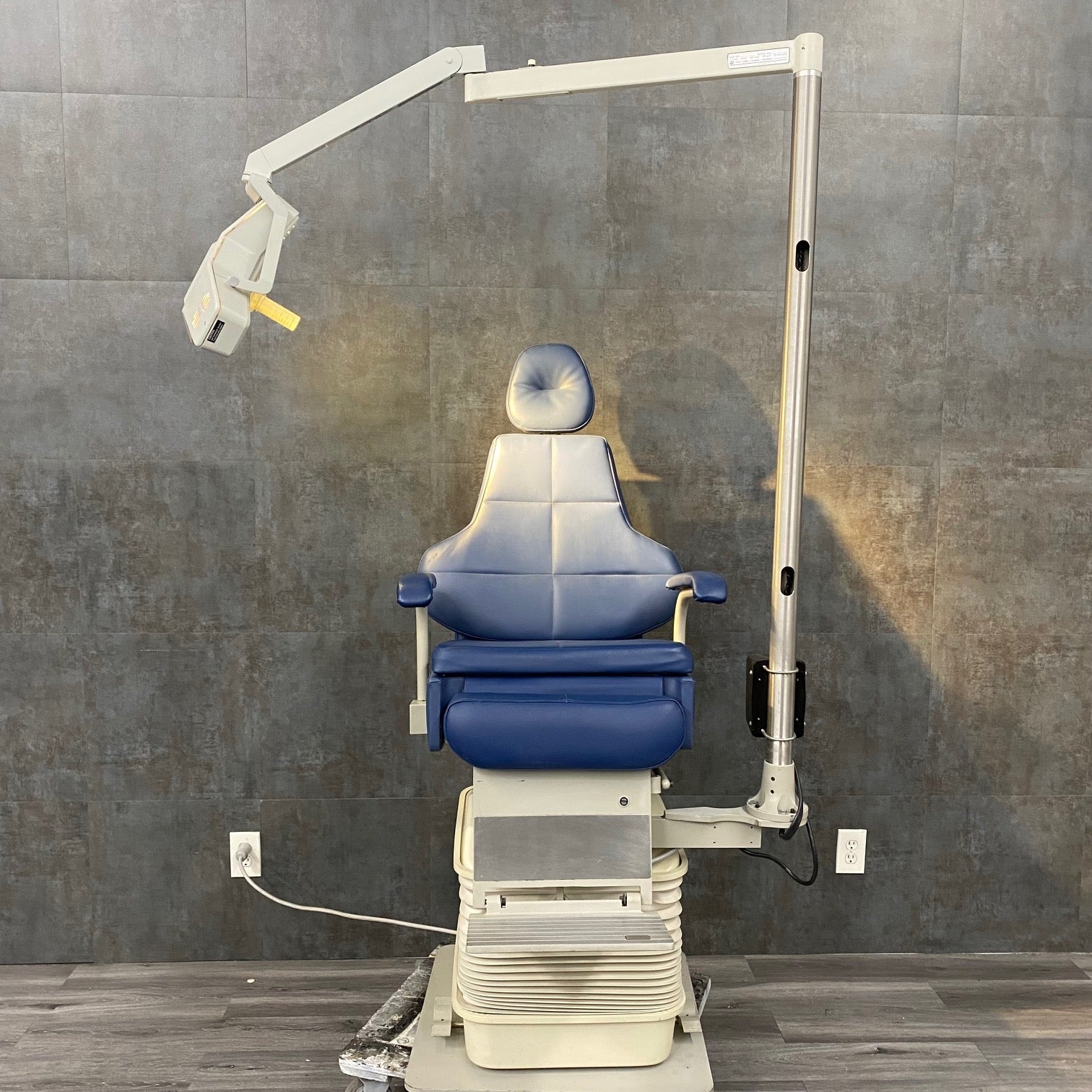 DMI ENT/Procedure Chair - DMI -Angelus Medical