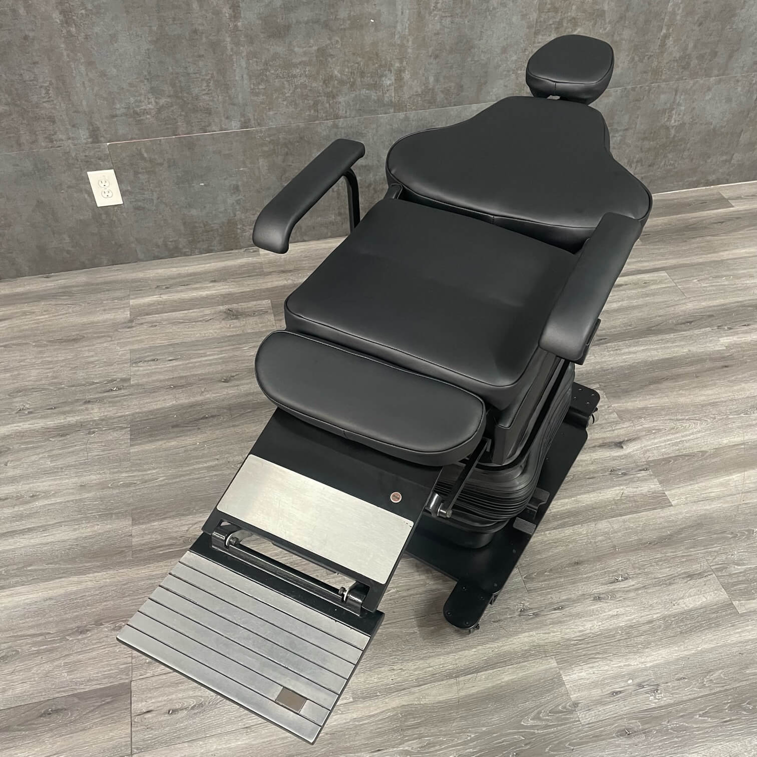 DMI Medical Examination Chair - DMI -Angelus Medical