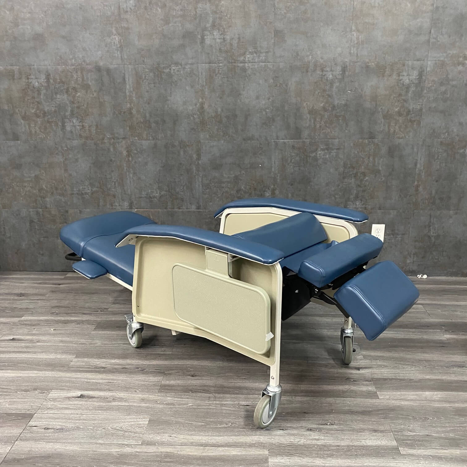 Drive D577-BR Clinical Geri Chair Recliner - Drive Medical -Angelus Medical