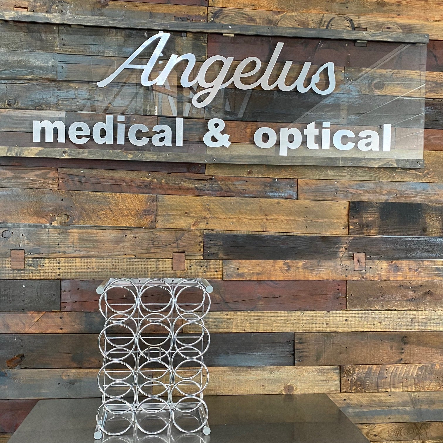 Drive Medical 18112 Deluxe Oxygen Cylinder Rack (New) - Drive -Angelus Medical