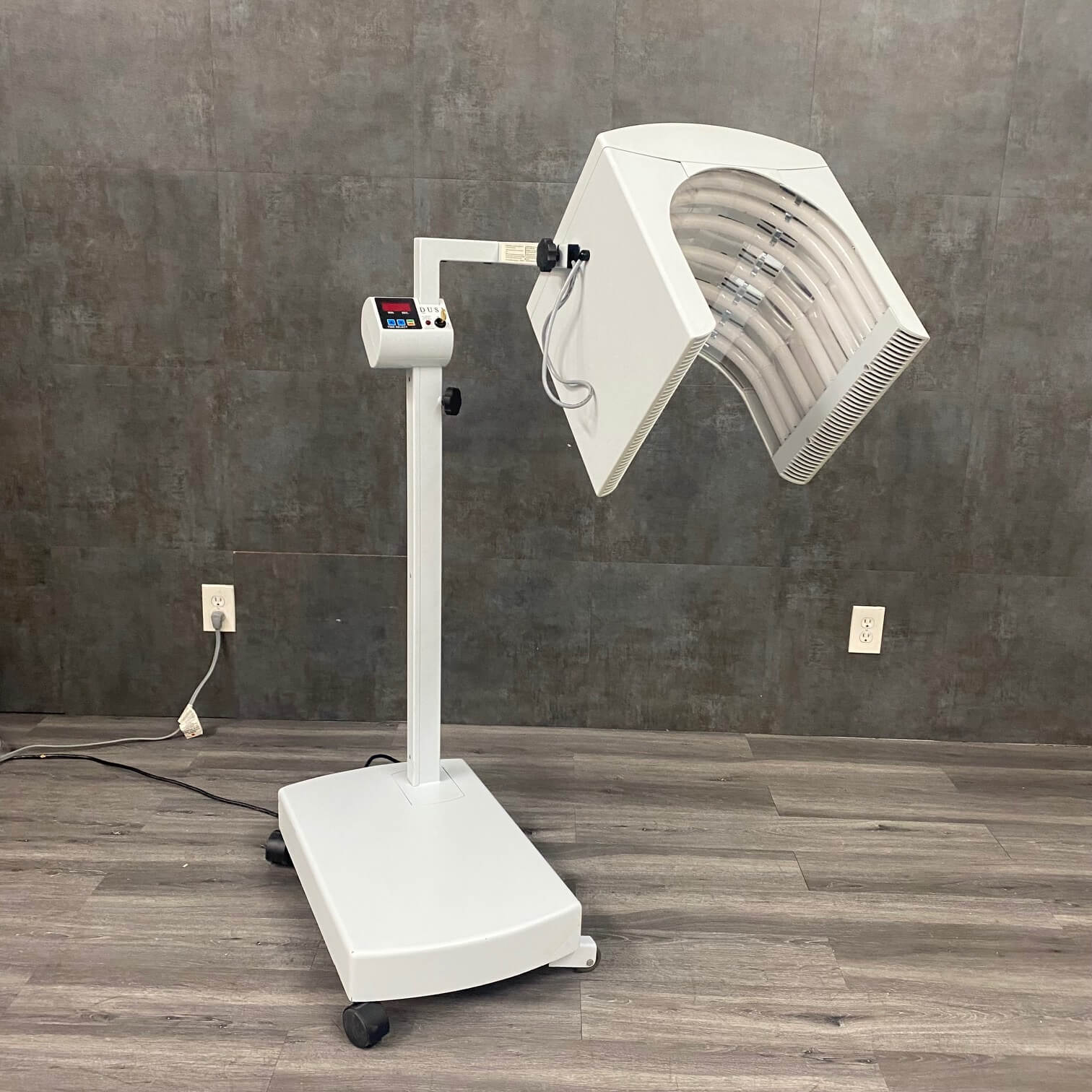 Dusa Blu Photodynamic Therapy Illuminator - Dusa -Angelus Medical