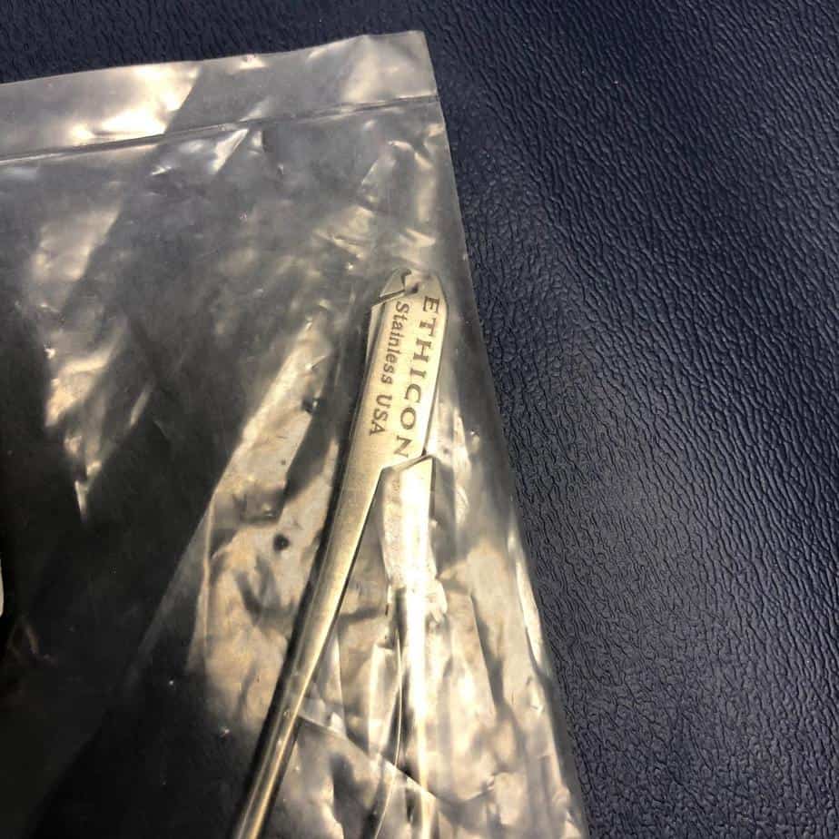 Ethicon 900N Forceps clip (Used) - Ethicon -Angelus Medical