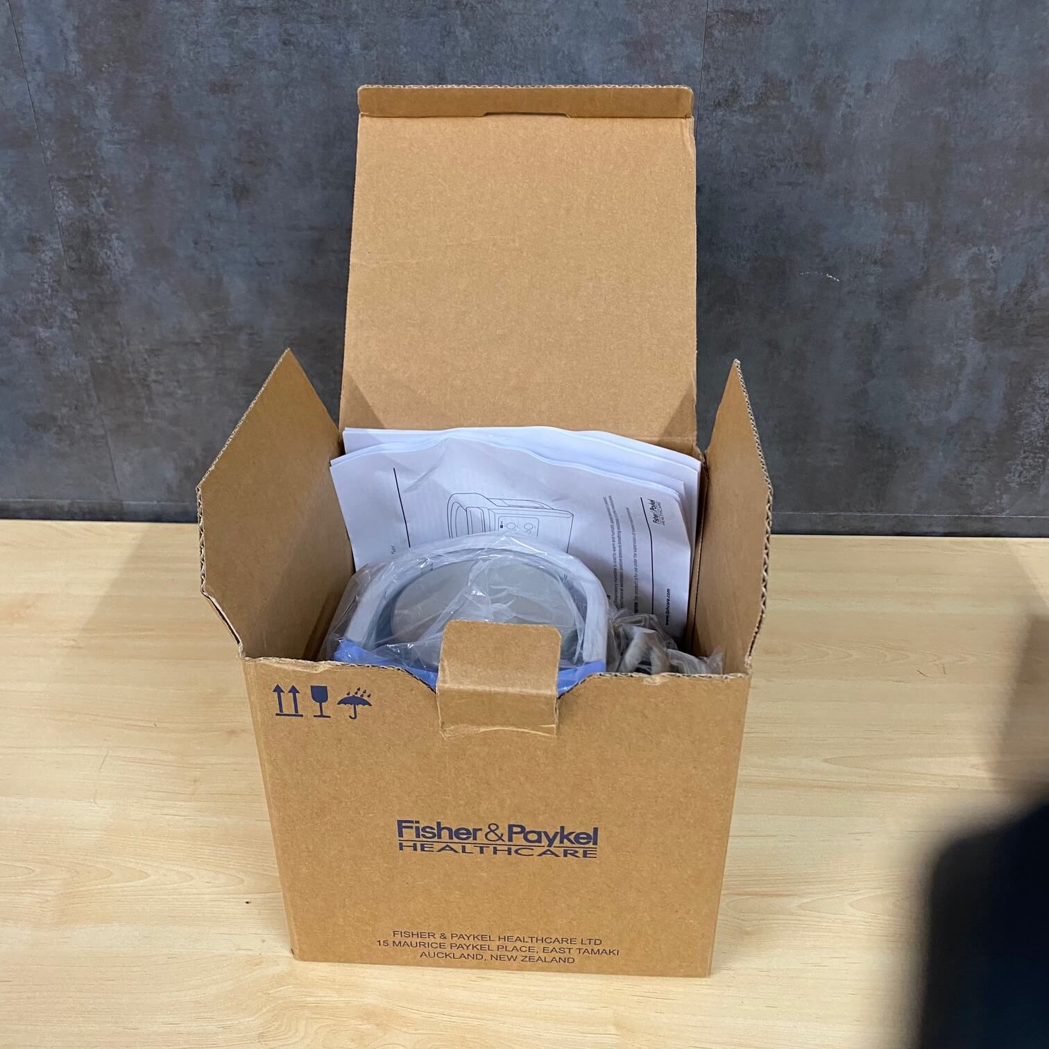 Fisher & Paykel MR850 Heated Humidifier - Fisher & Paykel -Angelus Medical