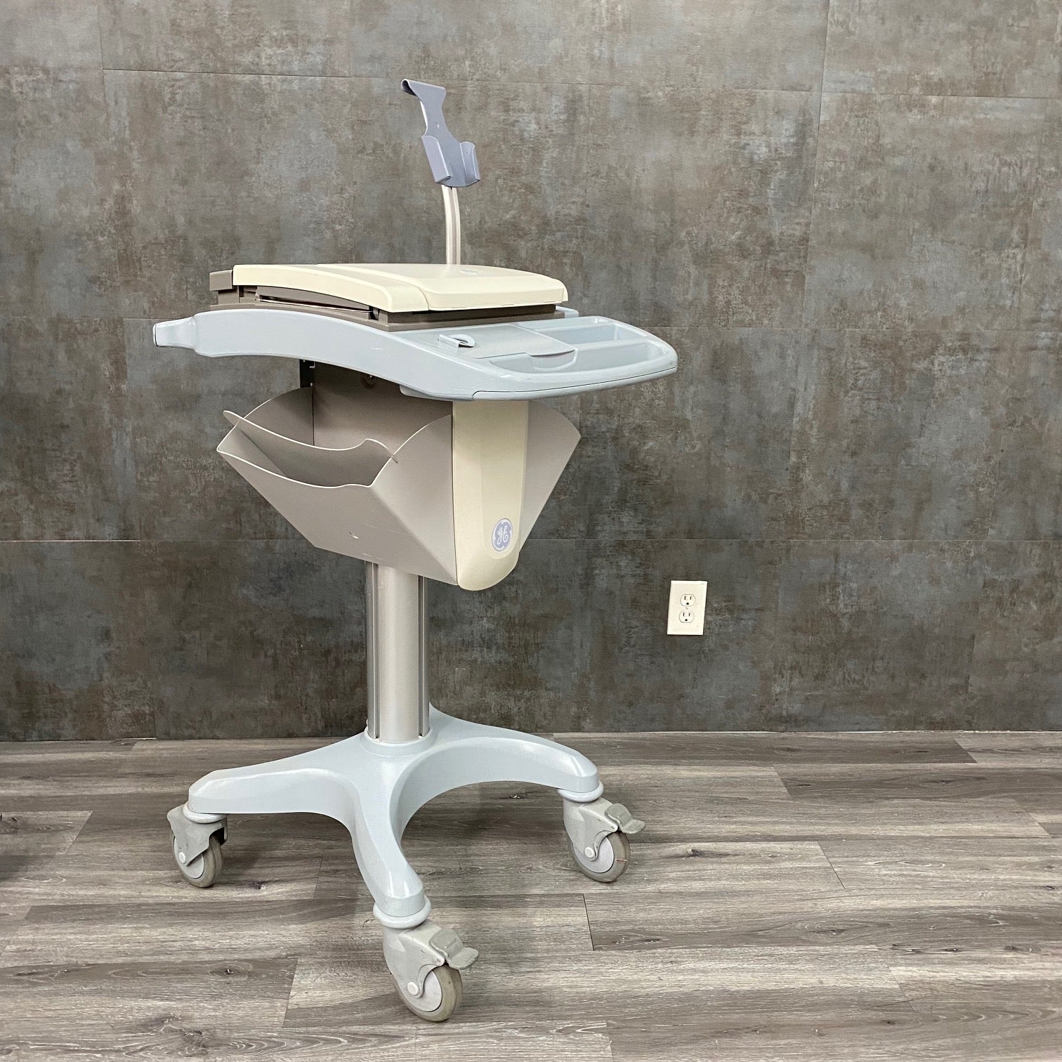 GE Mac EKG ECG Mobile Cart - GE -Angelus Medical