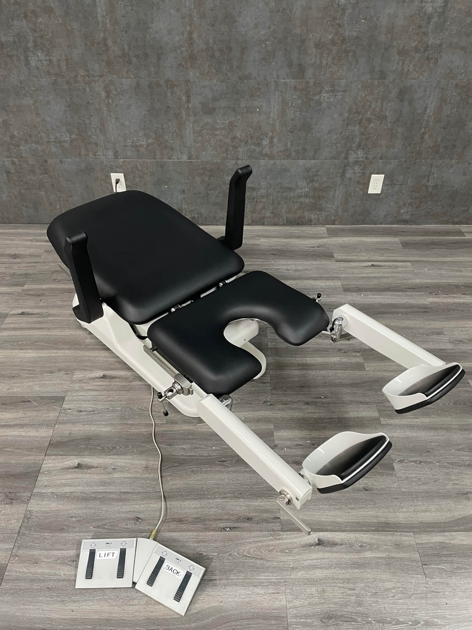 Gentera Elle450 Urology Chair - Gentra -Angelus Medical